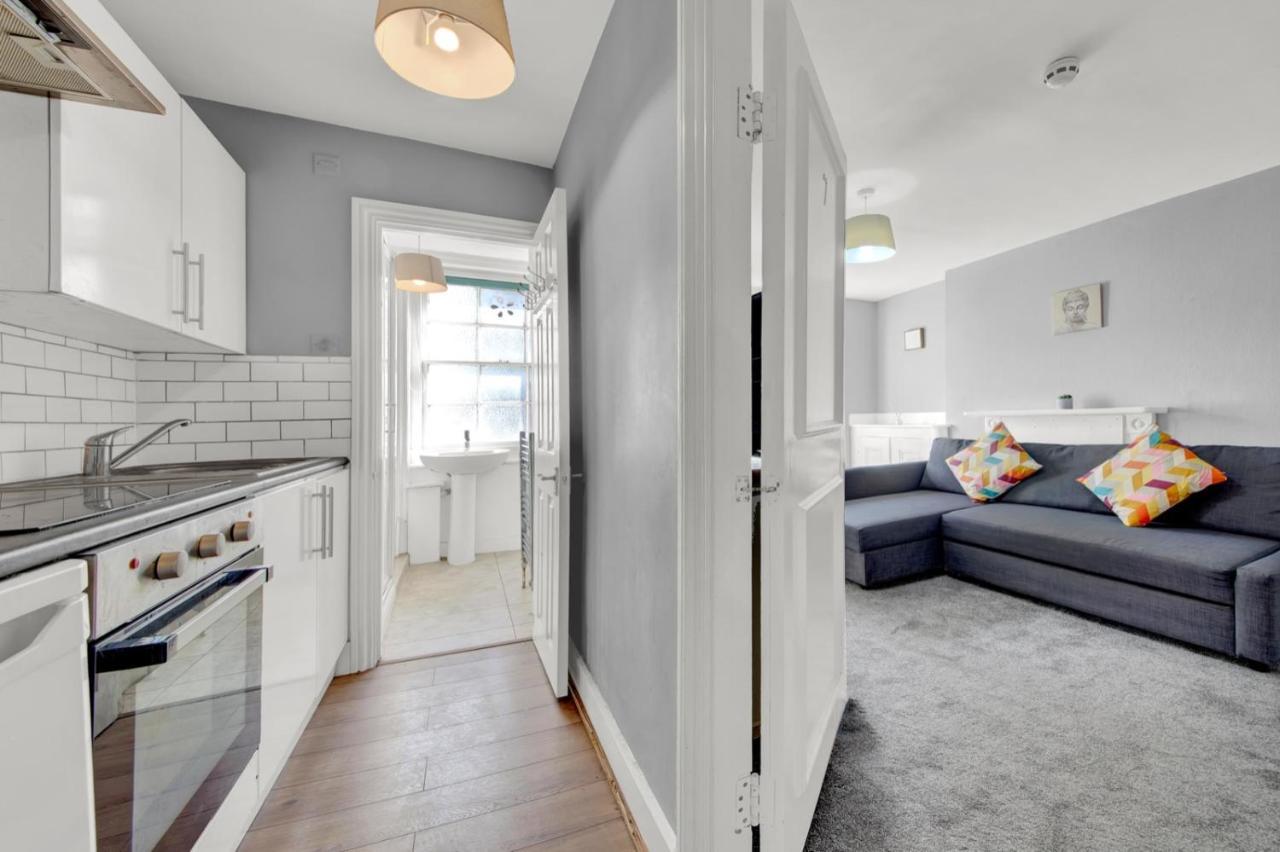 Number 27 Guesthouse Londres Extérieur photo