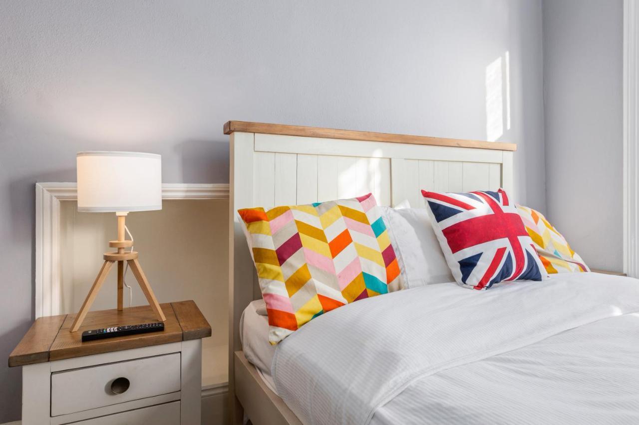 Number 27 Guesthouse Londres Extérieur photo