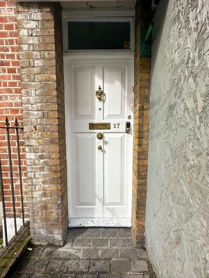 Number 27 Guesthouse Londres Extérieur photo